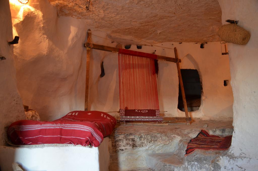 Kenza Shanīnī Exterior photo