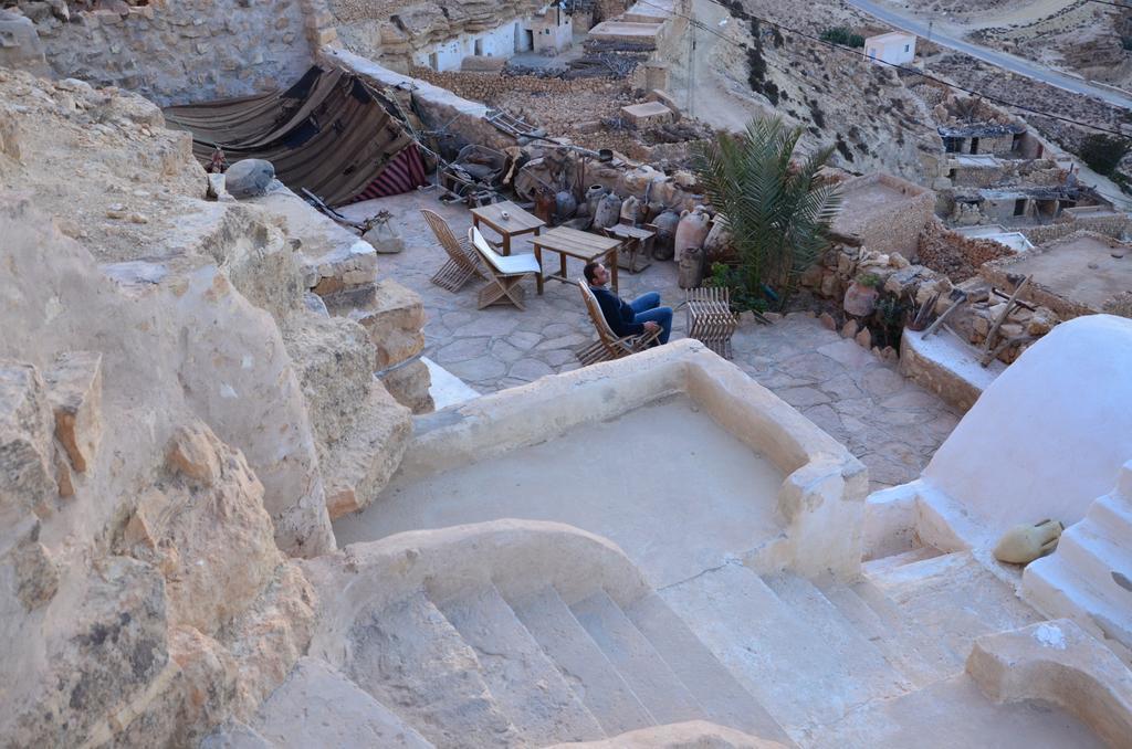 Kenza Shanīnī Exterior photo